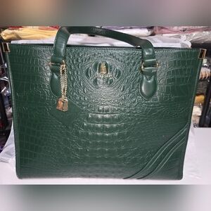 Tote&Carry Green Croc-Embossed Tote Bag